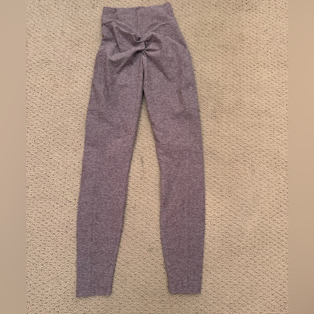 Bombshell scrunch leggings curves London fog  NWT size XS